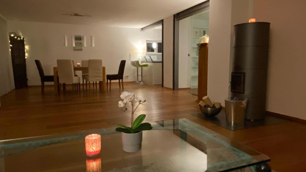Fewo Luxus Wohnung Im Eigenen Ferienhaus, 120 Qm, Naehe Regensburg Mit Balkon, Terrasse & Garten, Gute Zuganbindung Laber Dış mekan fotoğraf