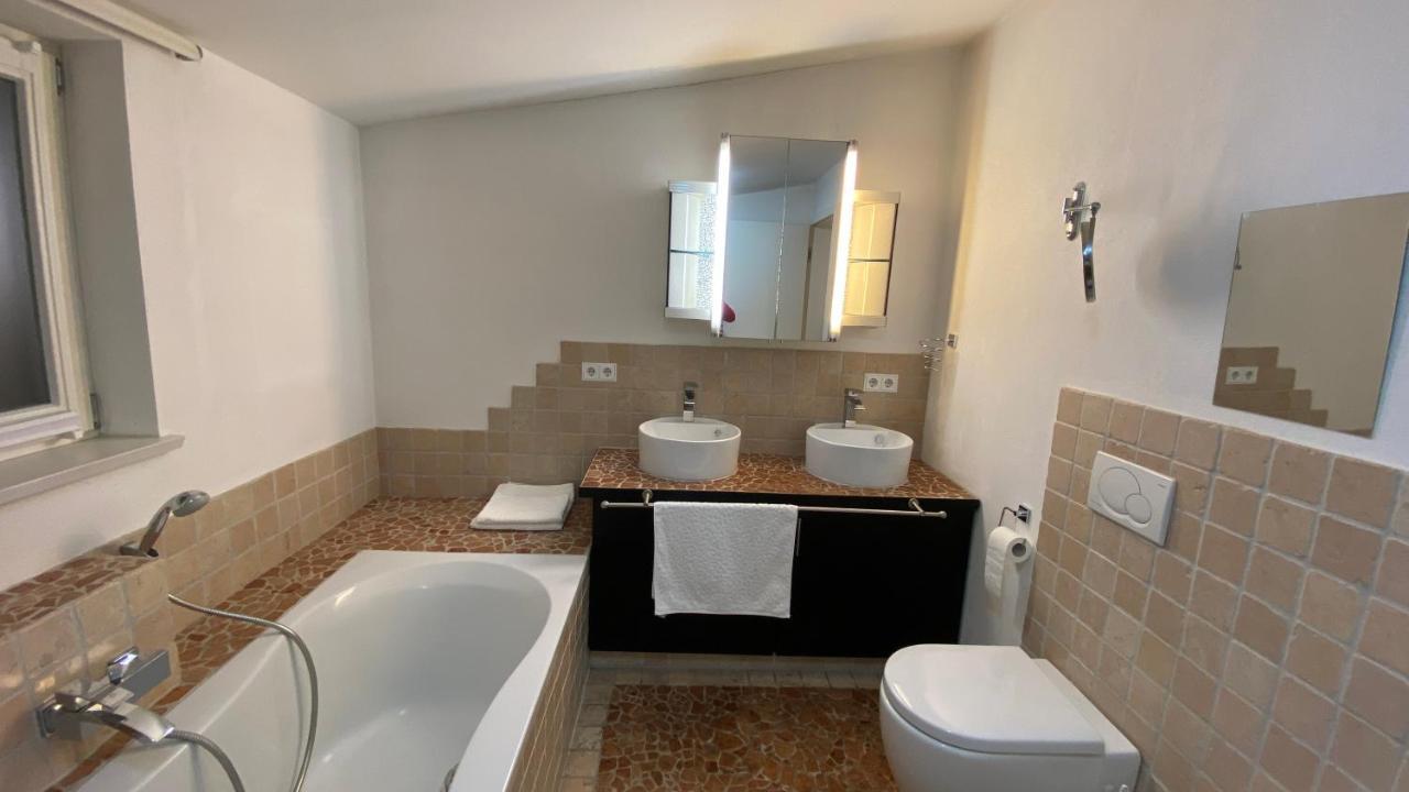 Fewo Luxus Wohnung Im Eigenen Ferienhaus, 120 Qm, Naehe Regensburg Mit Balkon, Terrasse & Garten, Gute Zuganbindung Laber Dış mekan fotoğraf